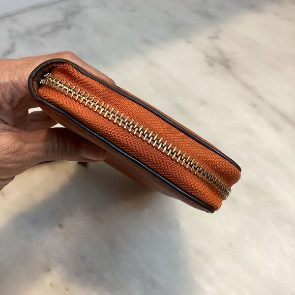 Michael Kors Jet Set Full Zip Continental Pebbled Leather Wristlet Wallet - Picture 9 of 13